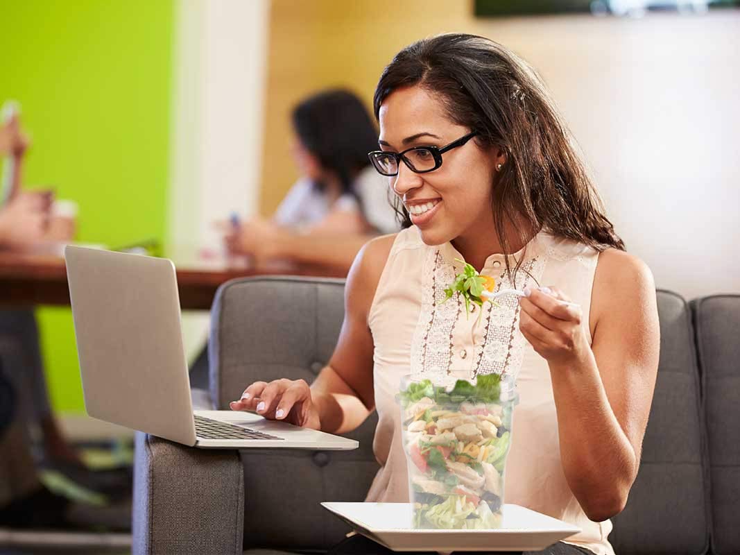 HomeyGear contenedores transparentes sin BPA para identificar comida al instante.