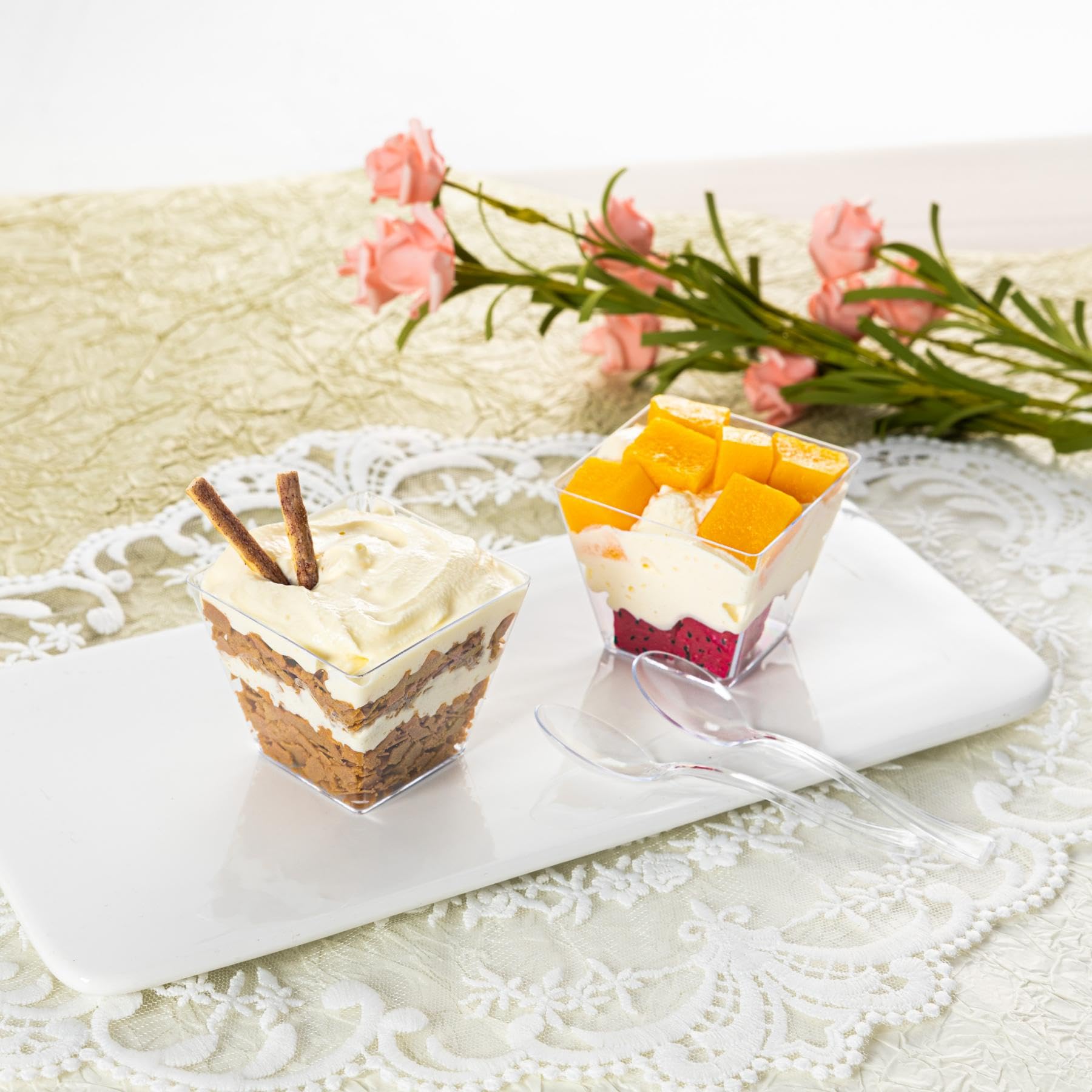 Solución de servicio de banquetes con postres desechables Homip, práctica y segura