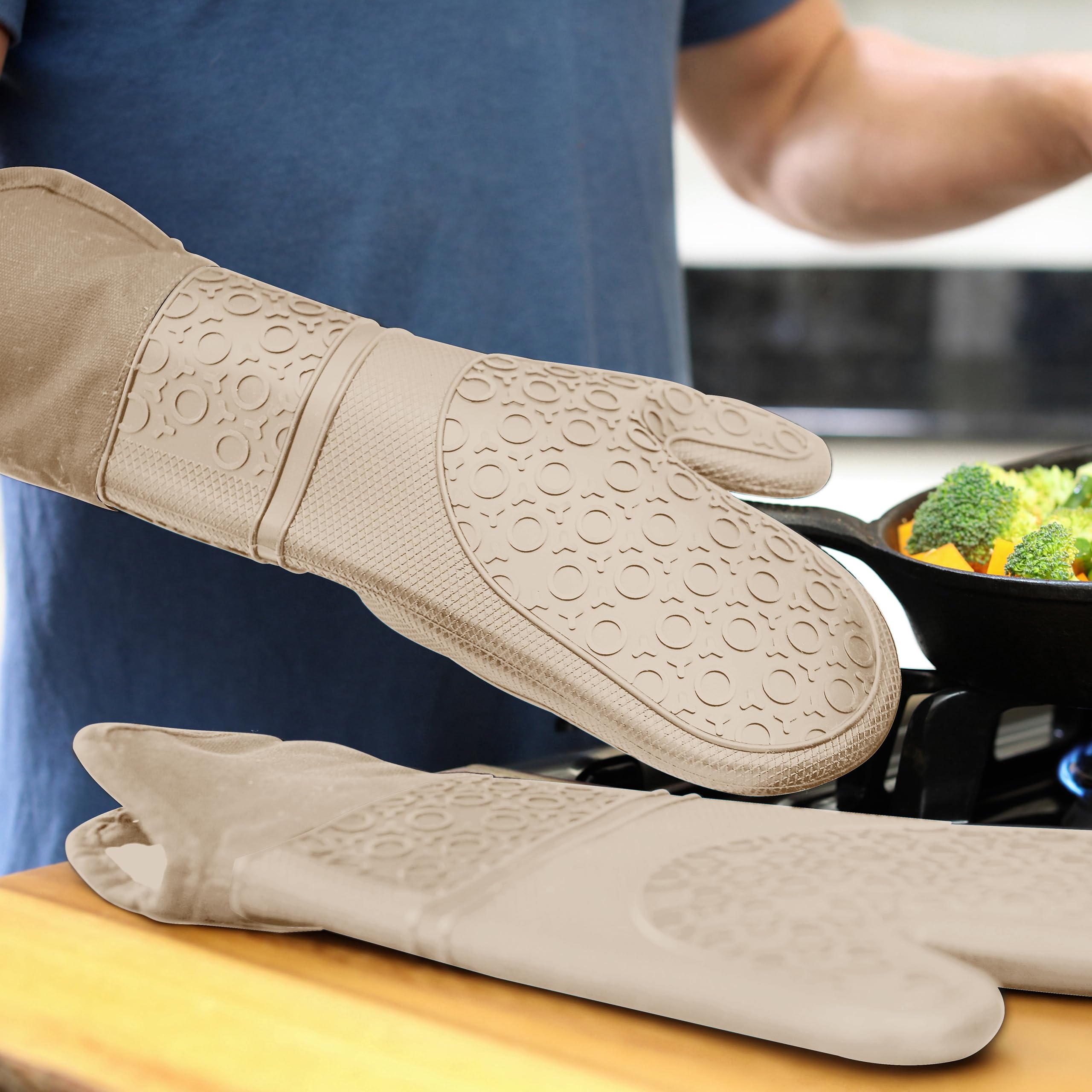 Guantes HOMWE flexibles y duraderos para cocinar con seguridad.