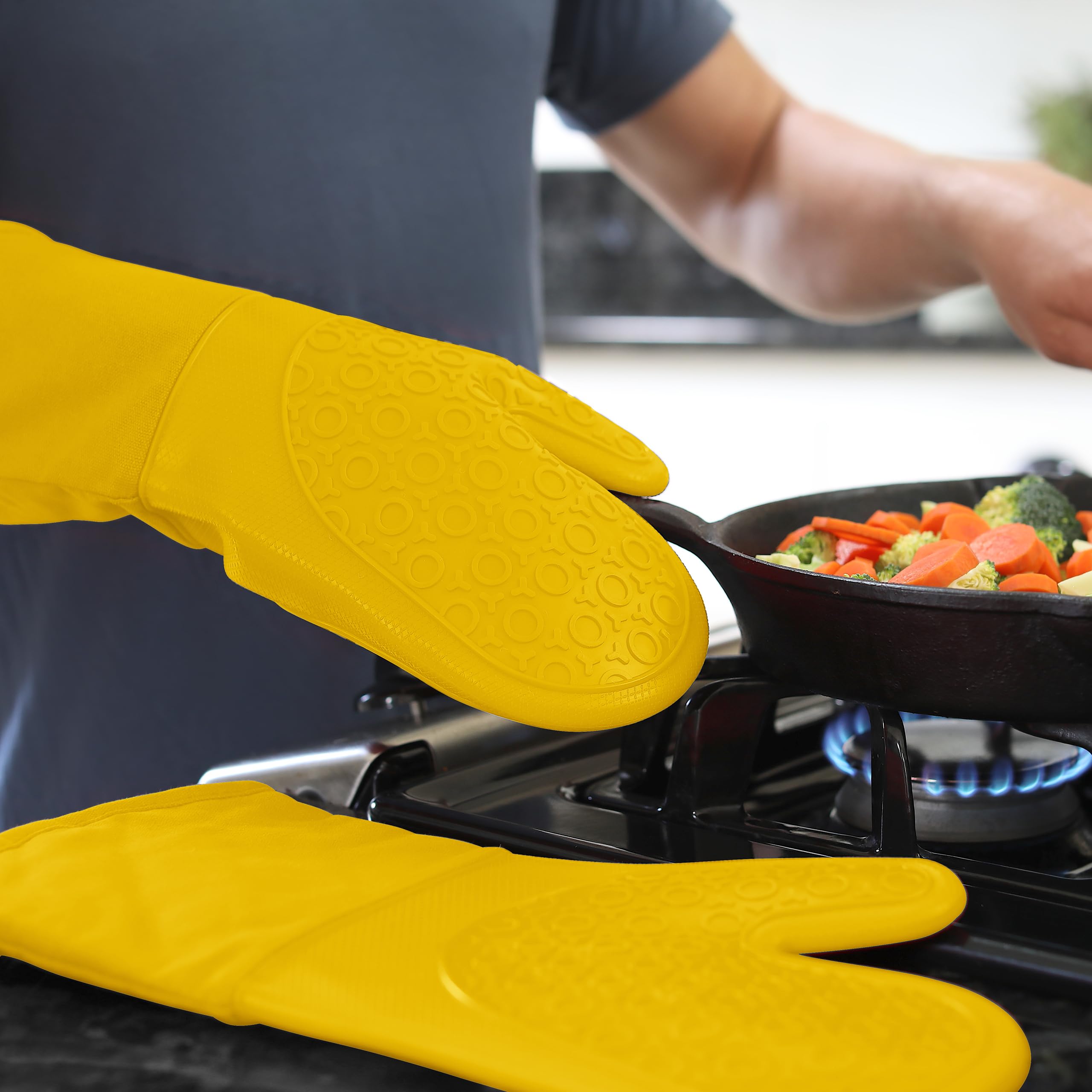 Manoplas HOMWE ergonómicas con silicona de fácil agarre, ideales para cocinar y asar