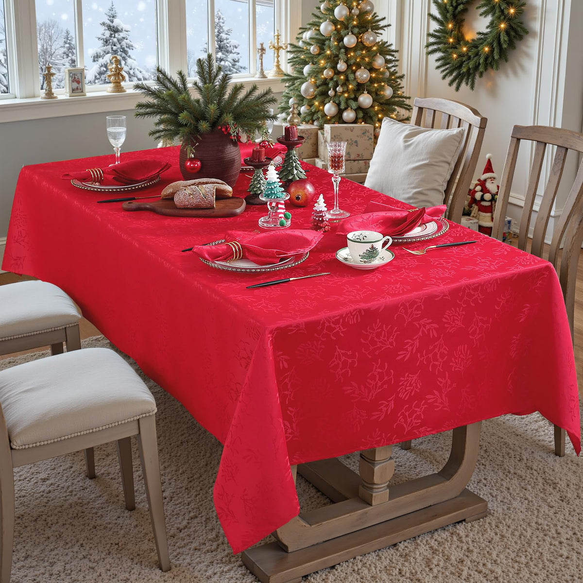 Mantel Honellaty con acebo rojo para mesa de comedor.