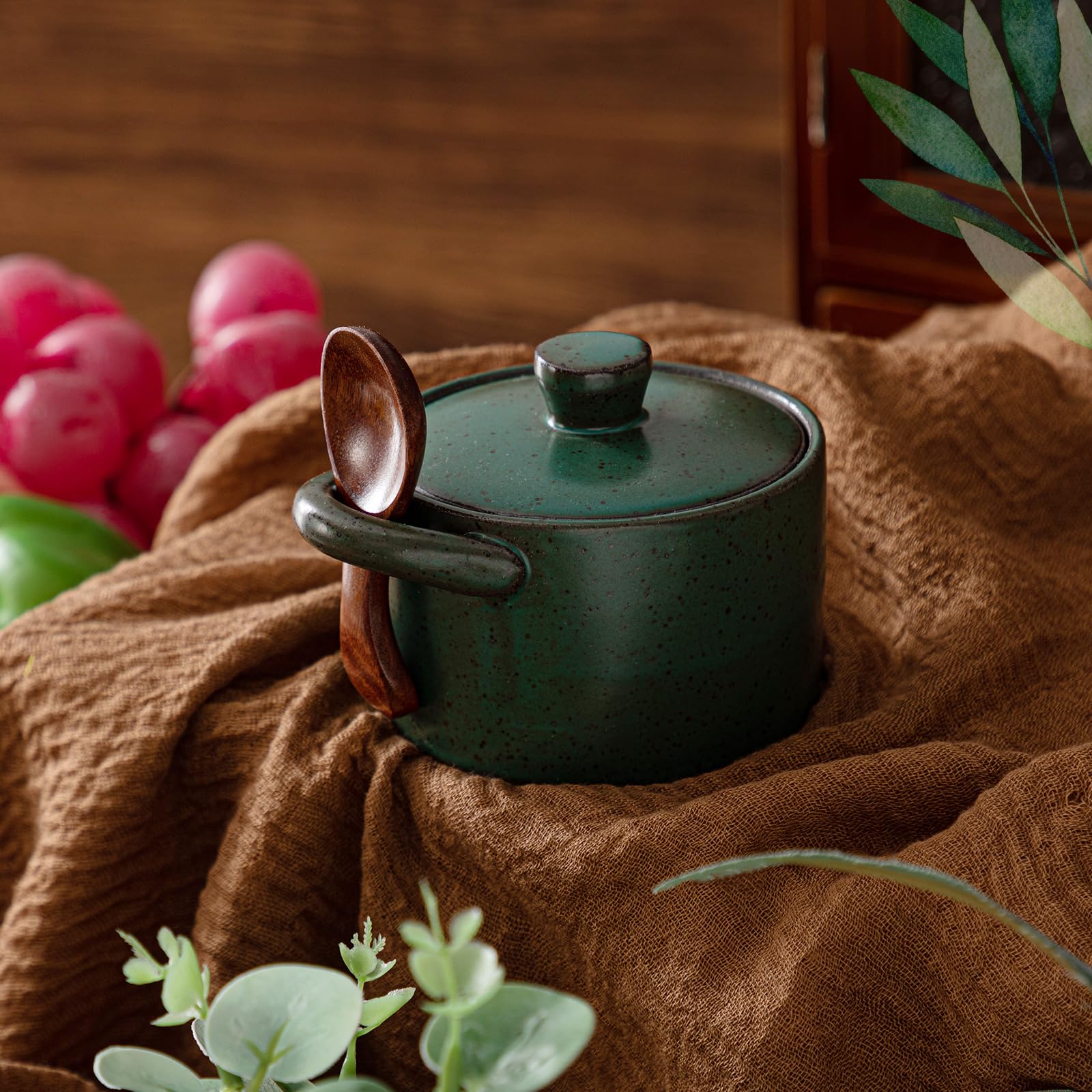 Honeydak cuchara de madera incluida para servir especias con facilidad.
