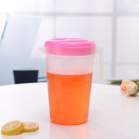 Detalle de tapa y mango ergonómico de Honeydak para verter sin goteo.