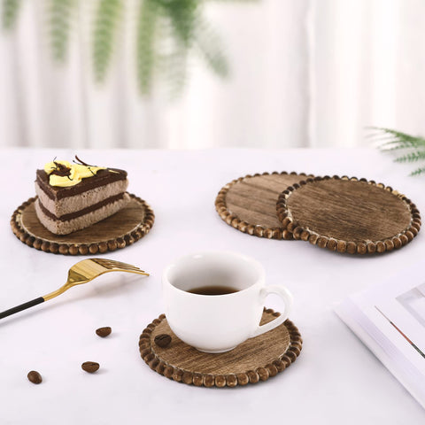 Honeydak posavasos redondos de madera con cuentas son ideales para la cocina y sala.