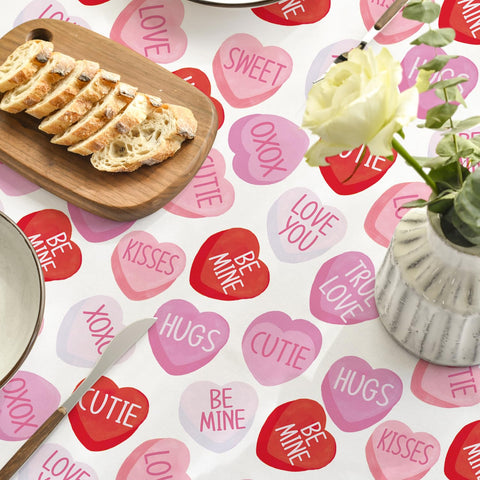 Mantel Horaldaily San Valentín para arreglo de mesa para cena.