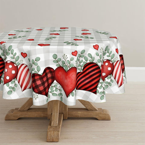 Mantel Horaldaily San Valentín con cuadros estilo buffalo y corazones rojos para celebración