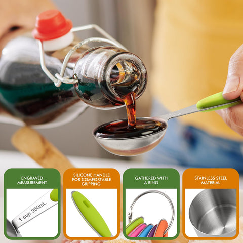 Conjunto multicolor HOTEC añade estilo y visibilidad en la cocina.