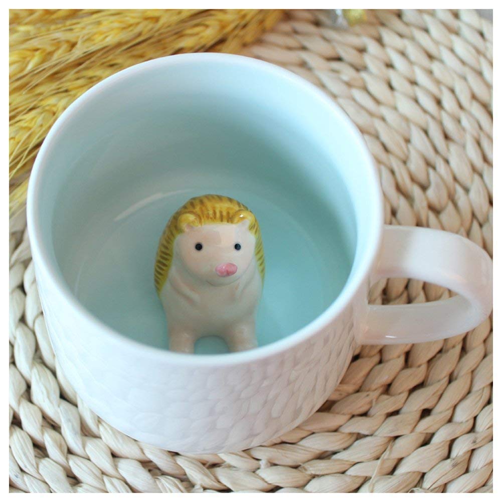 Hotmiss taza cerámica erizo dentro 3D, ideal para empezar el día con sorpresa.