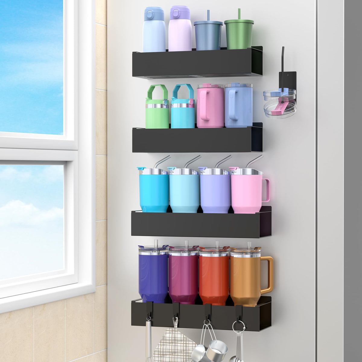 Soporte magnético HuggieGems para botellas en la nevera, ahorro de espacio.