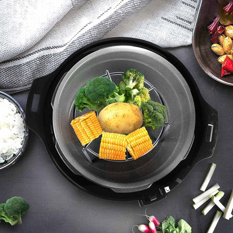 Cocción versátil con HULISEN para pescado, verduras y carnes en una olla a presión.