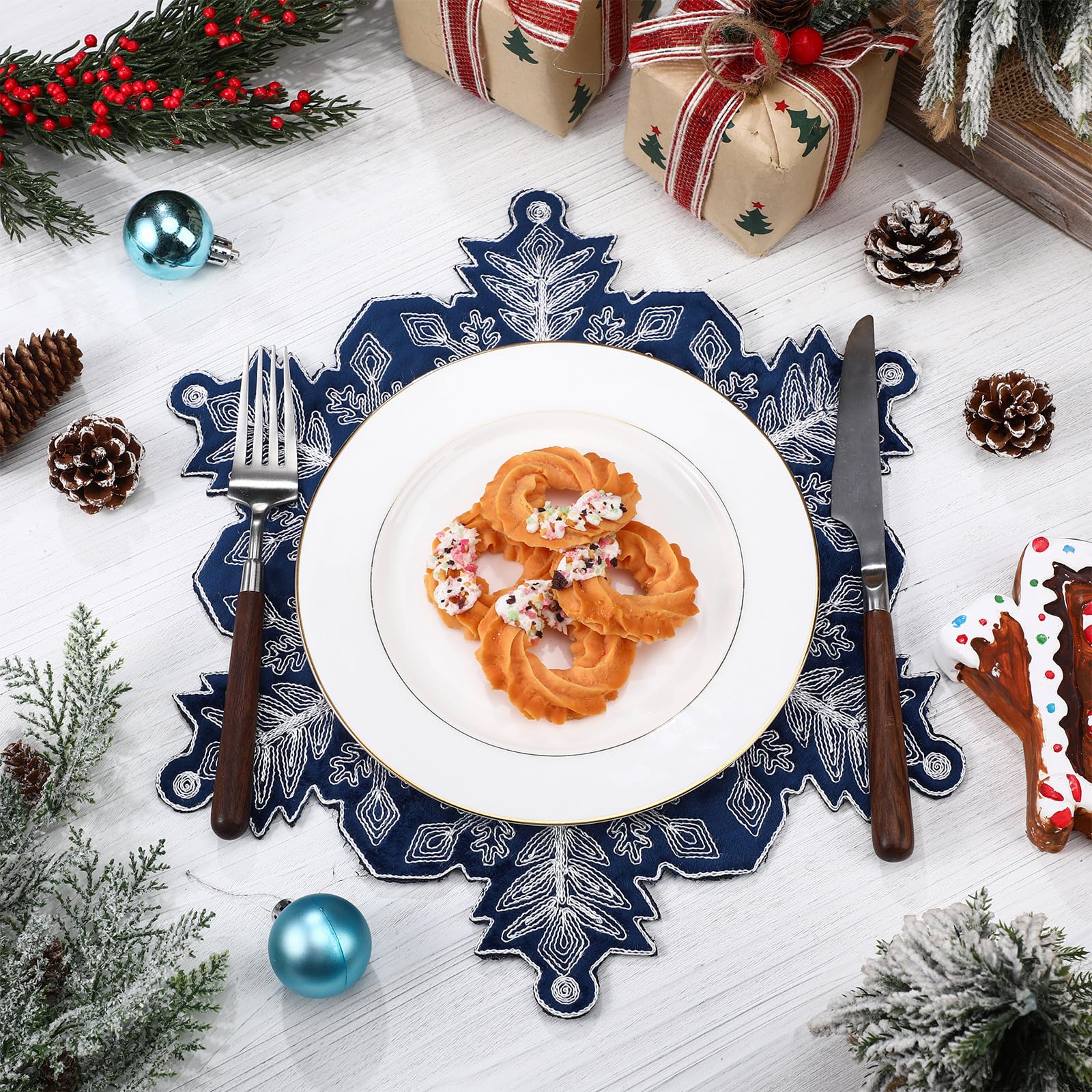Manteles de terciopelo azul HunnmingRe con bordado navideño para proteger la mesa