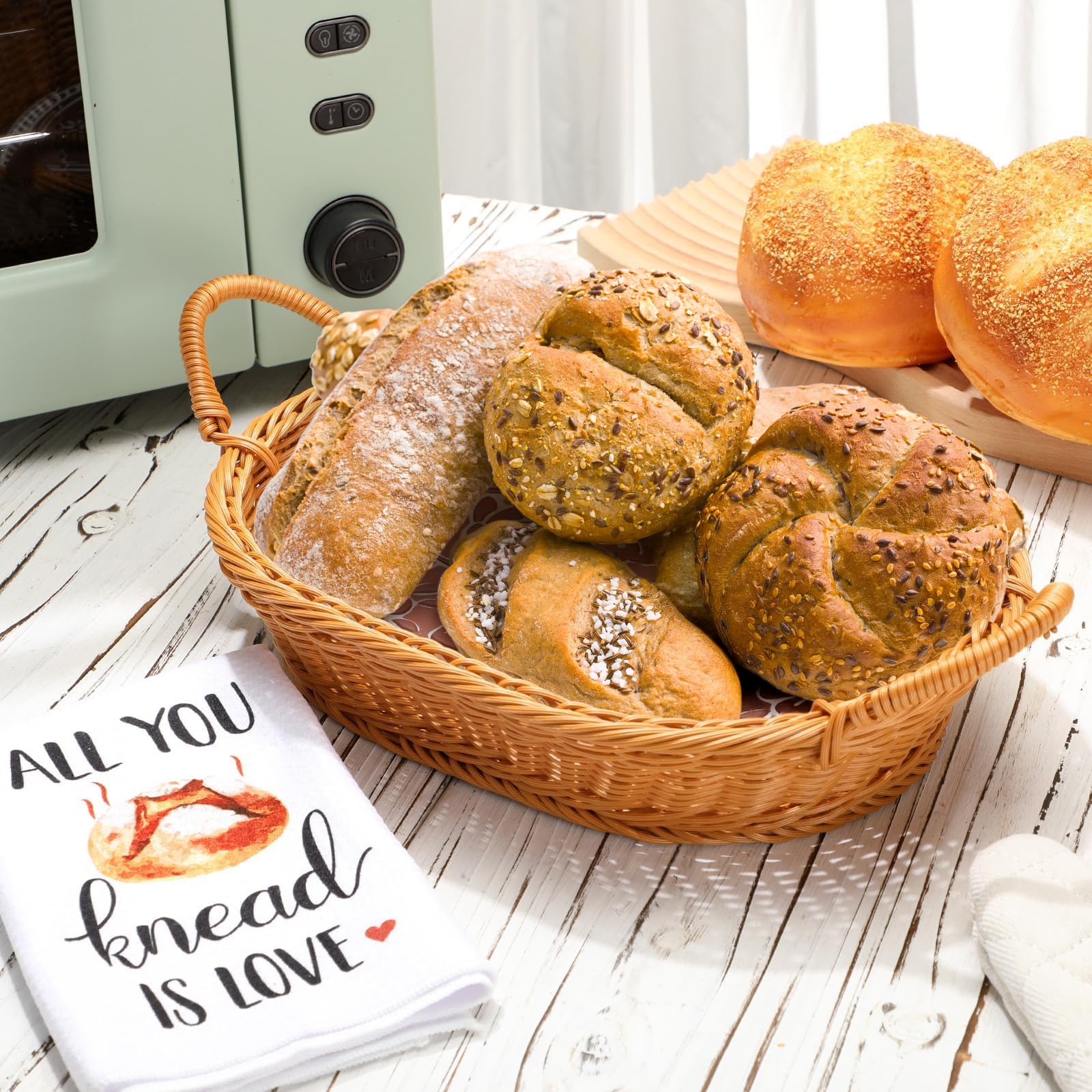 Panera Huray Rayho lista para servir muffins con presentación elegante.