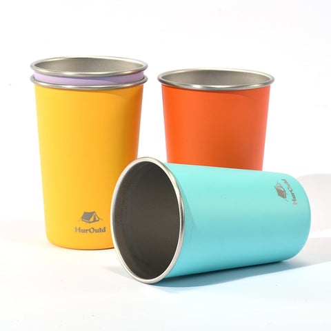 Vasos HurOutd de acero inoxidable, colores vibrantes, ideales para camping y bebidas sin sabor metálico.
