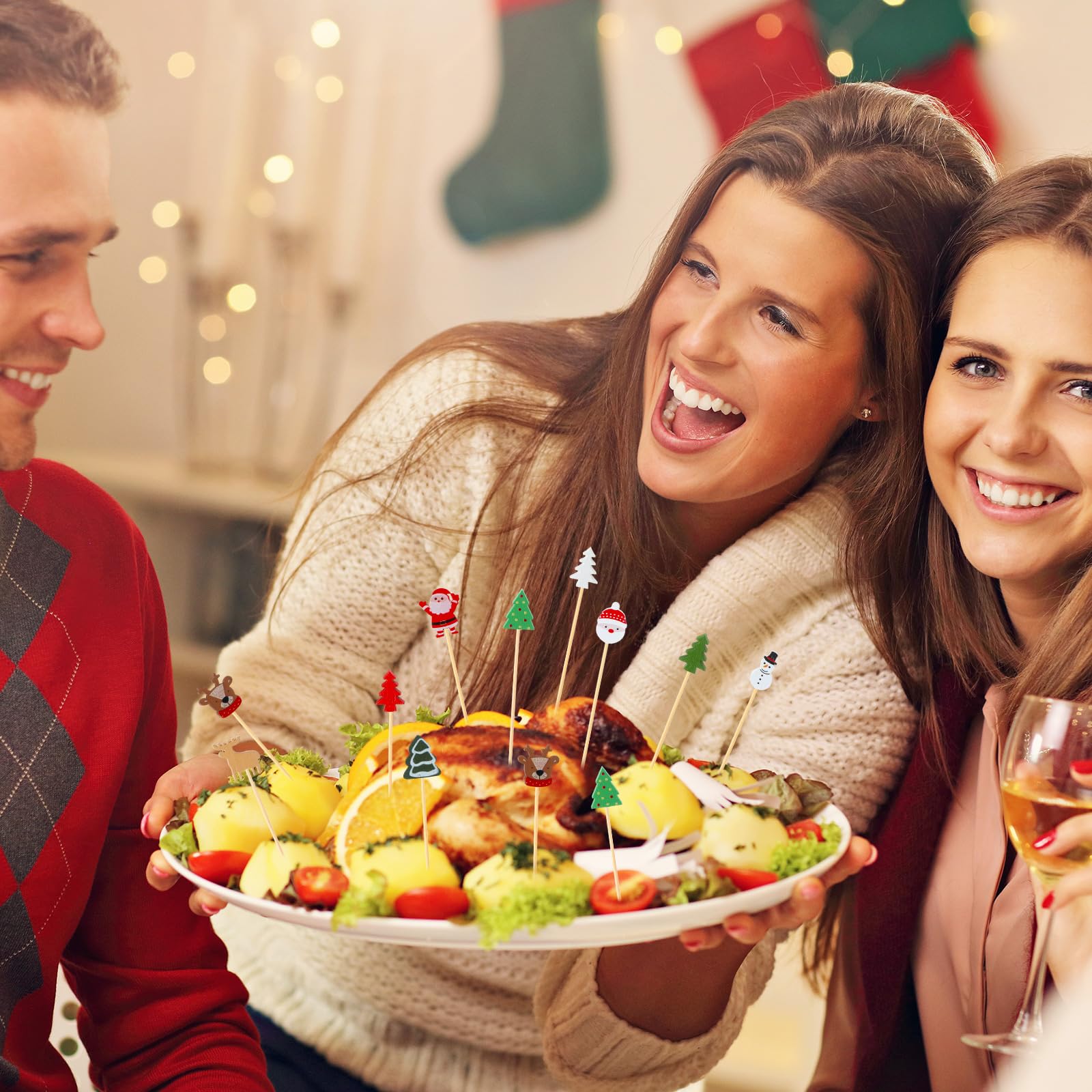 Pinchos Hushee con motivos de regalos para cócteles y tapas.