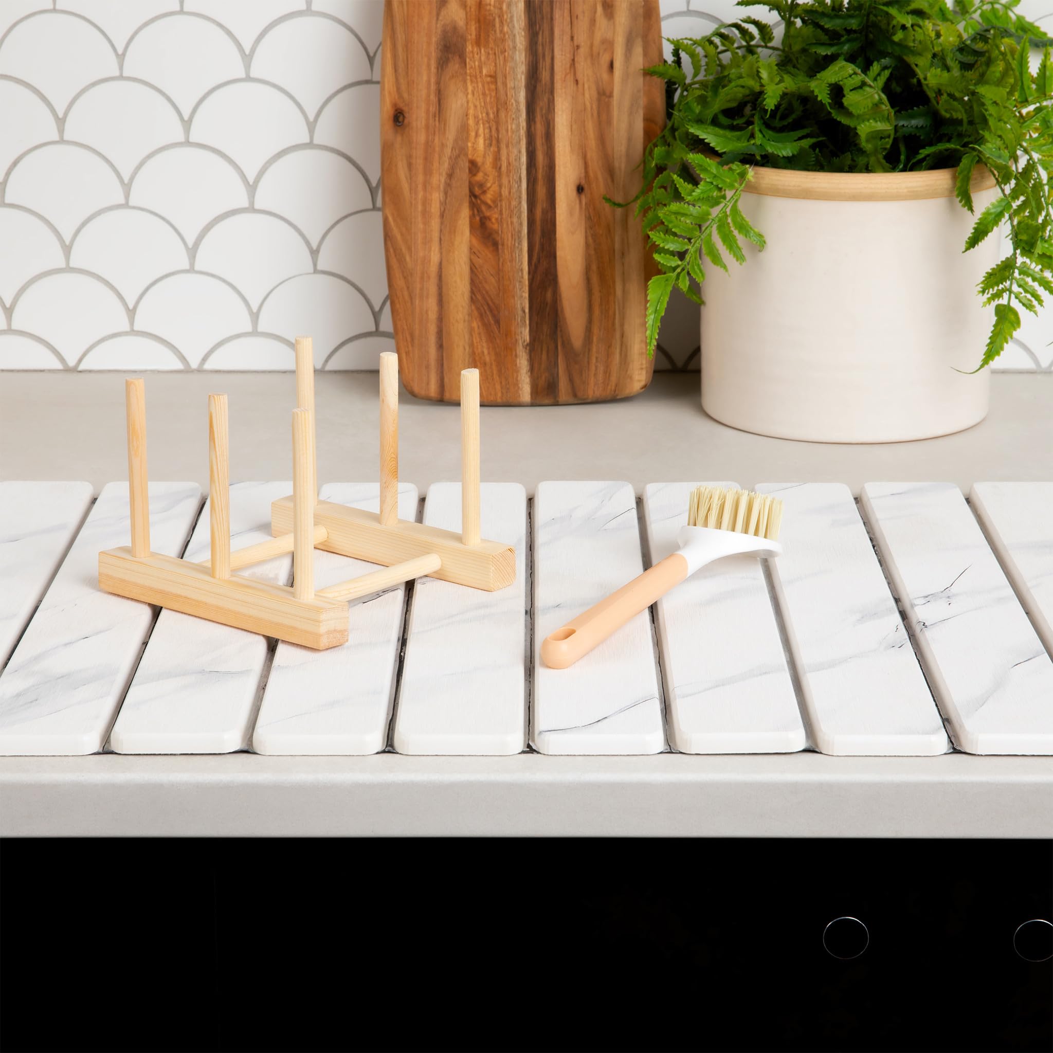 Hycrest HavenMat: solución multiusos para cocina, plantas y mascotas.