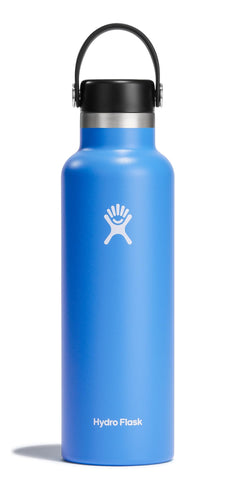 Botella Hydro Flask 21 oz Cascada Azul con uso diario y aislamiento para bebidas frías o calientes.