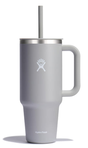 Hydro Flask 40 oz abedul con asa, fácil de llevar en cualquier aventura.