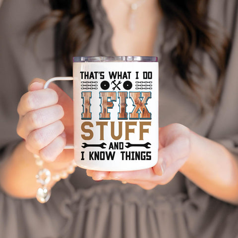 Taza Hyturtle con cuchara integrada para mezclar café o té con facilidad.
