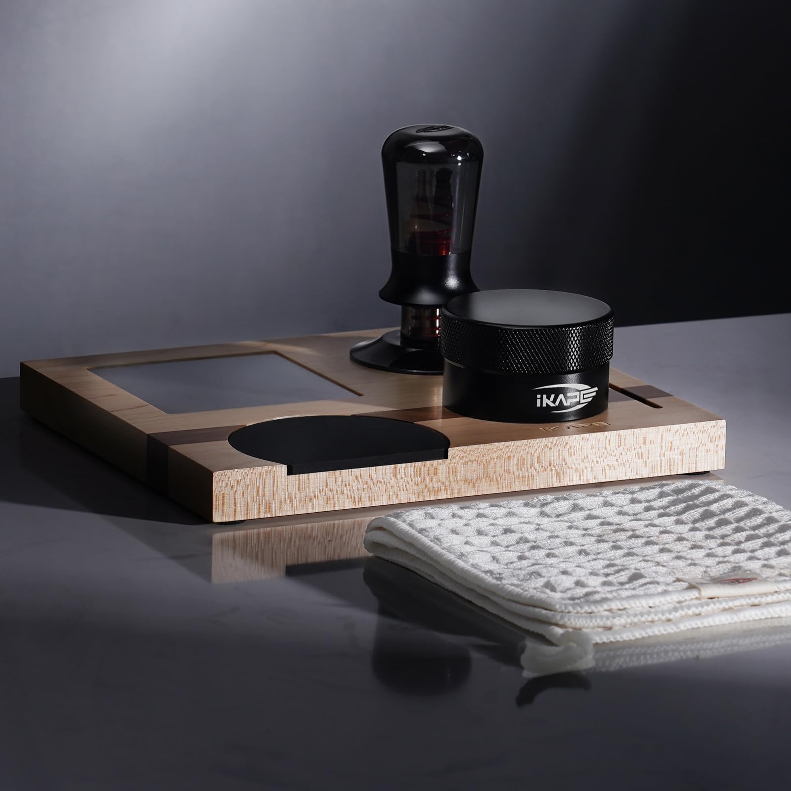 Conjunto IKAPE 5-en-1 para expreso, ideal para profesionales y amantes del café.