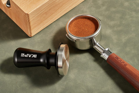 Tamper IKAPE base inoxidable para durabilidad diaria