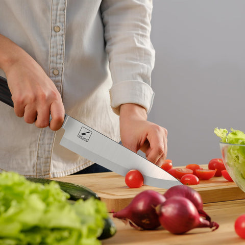 Ángulo de 13 grados en el cuchillo imarku para un corte fino.