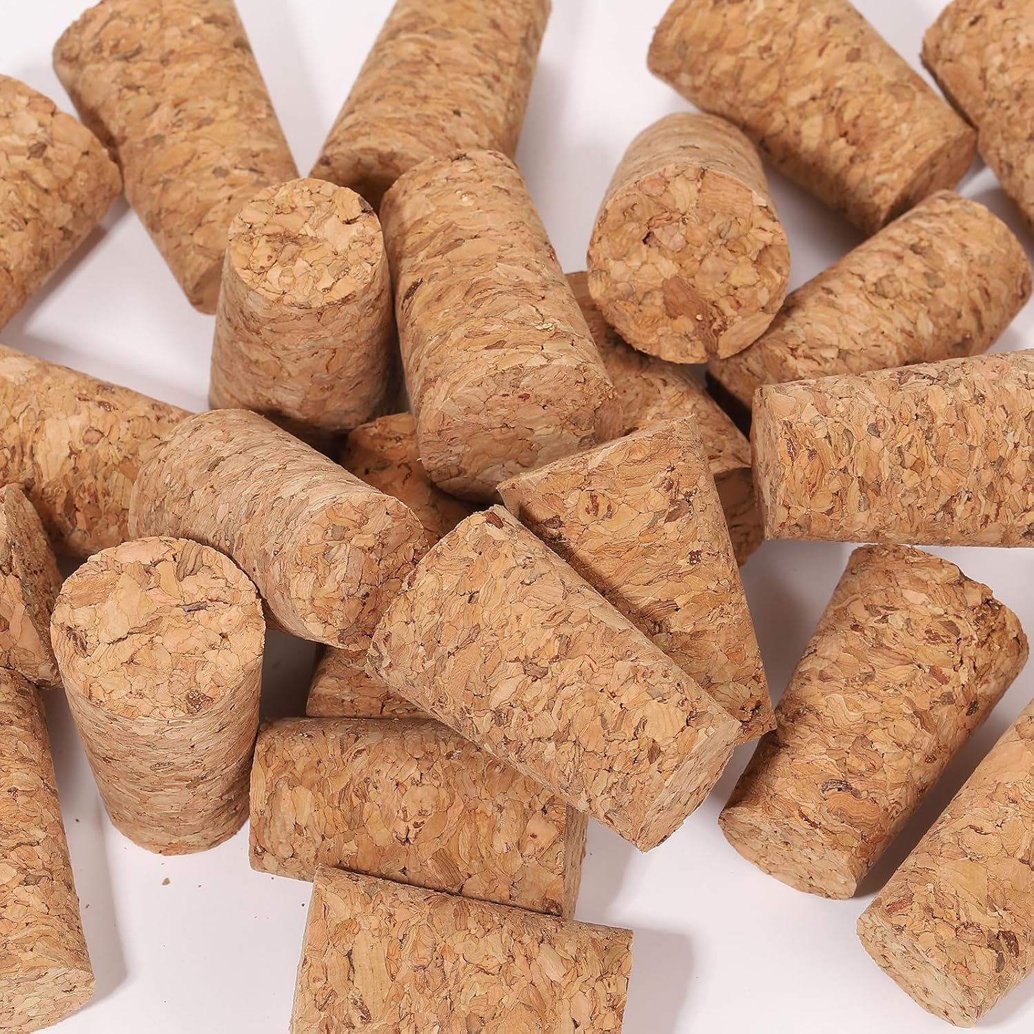 Impnit corchos cónicos para botellas con cierre práctico.
