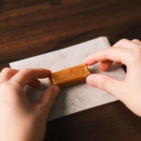 IMXYO: papel cera para chocolates, envoltura higiénica y elegante para tus chocolates caseros.