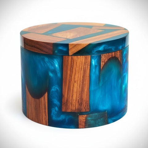 INARTISA Namakdani caja-sal-resina-azul ideal para sal celta y especias en la encimera.