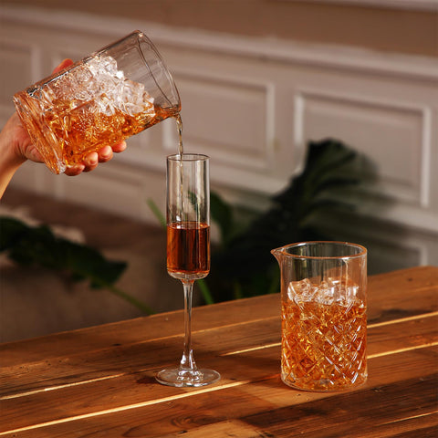 Inbagi vaso de 700 ml para cocteles mejora la preparación.