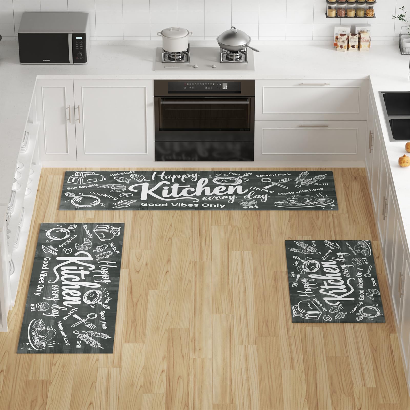 Alfombra InnJoey con diseño clásico, perfecta para cocinas y pasillos.