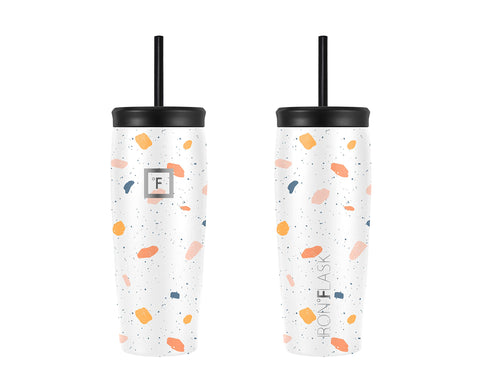IRON °FLASK Nomad Tumbler Terrazzo 20oz tapa-impermeable, evita derrames en movimiento.