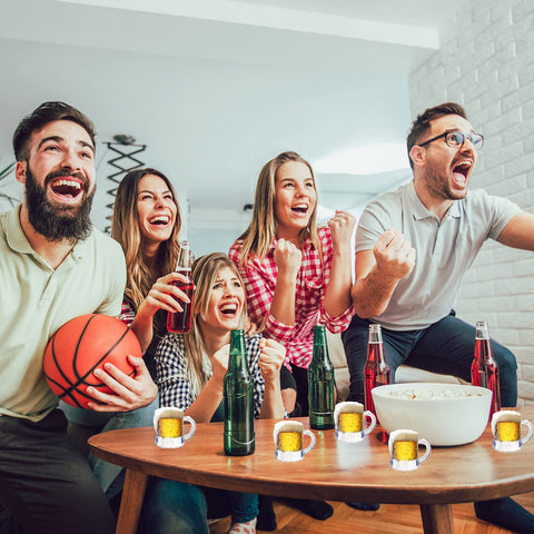Versátiles para vodka, whiskey, espresso y postres en celebraciones.