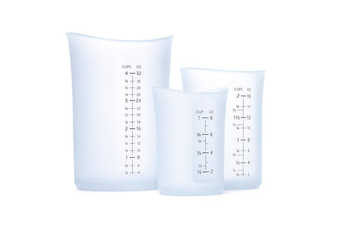 iSi Basics, taza medidora de silicona flexible de 1 taza para mediciones precisas.