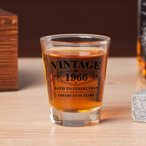 Ithmahco vaso resistente para bourbon y whisky, ideal para brindis.