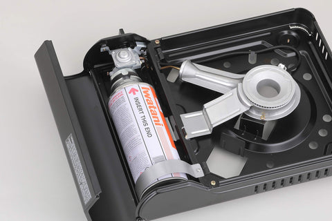 Iwatani VA-30 cierre magnético facilita colocar el cartucho correctamente.