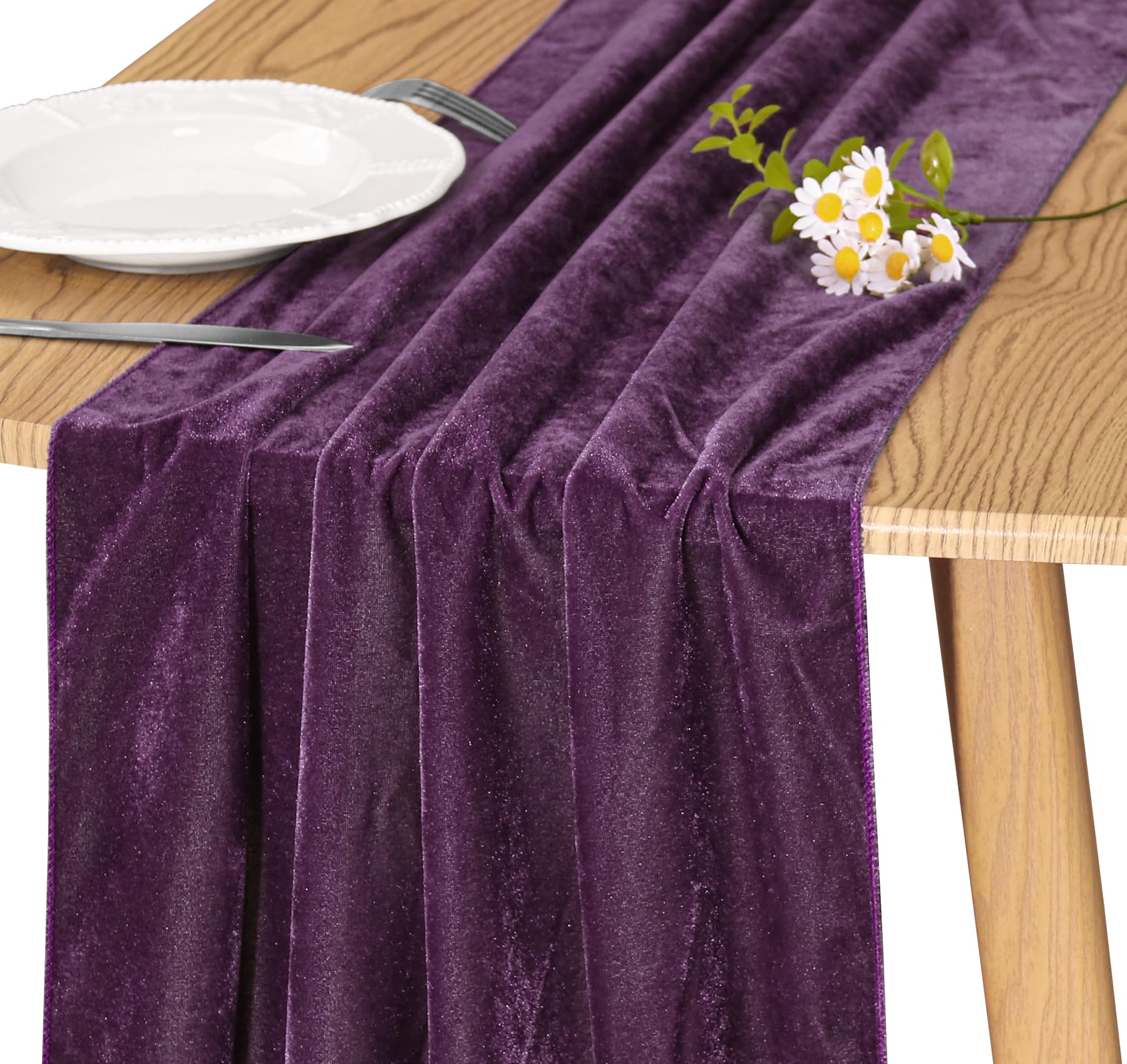 JALANCY camino de mesa Velvet 20x120, escena general para cenas elegantes.