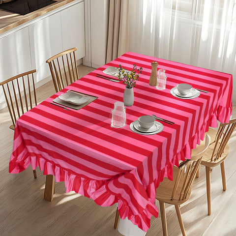Ambientación de fiesta con mantel JarThenaAMCS, añade color y calidez.