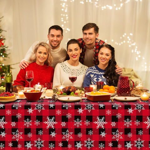 Resistente a manchas, ideal para cenas festivas y celebraciones invernales.