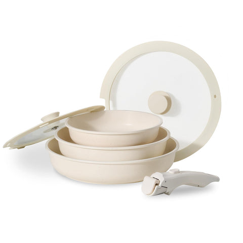 Sartén JEETEE 8 pulgadas con mango removible, ideal para porciones rápidas.