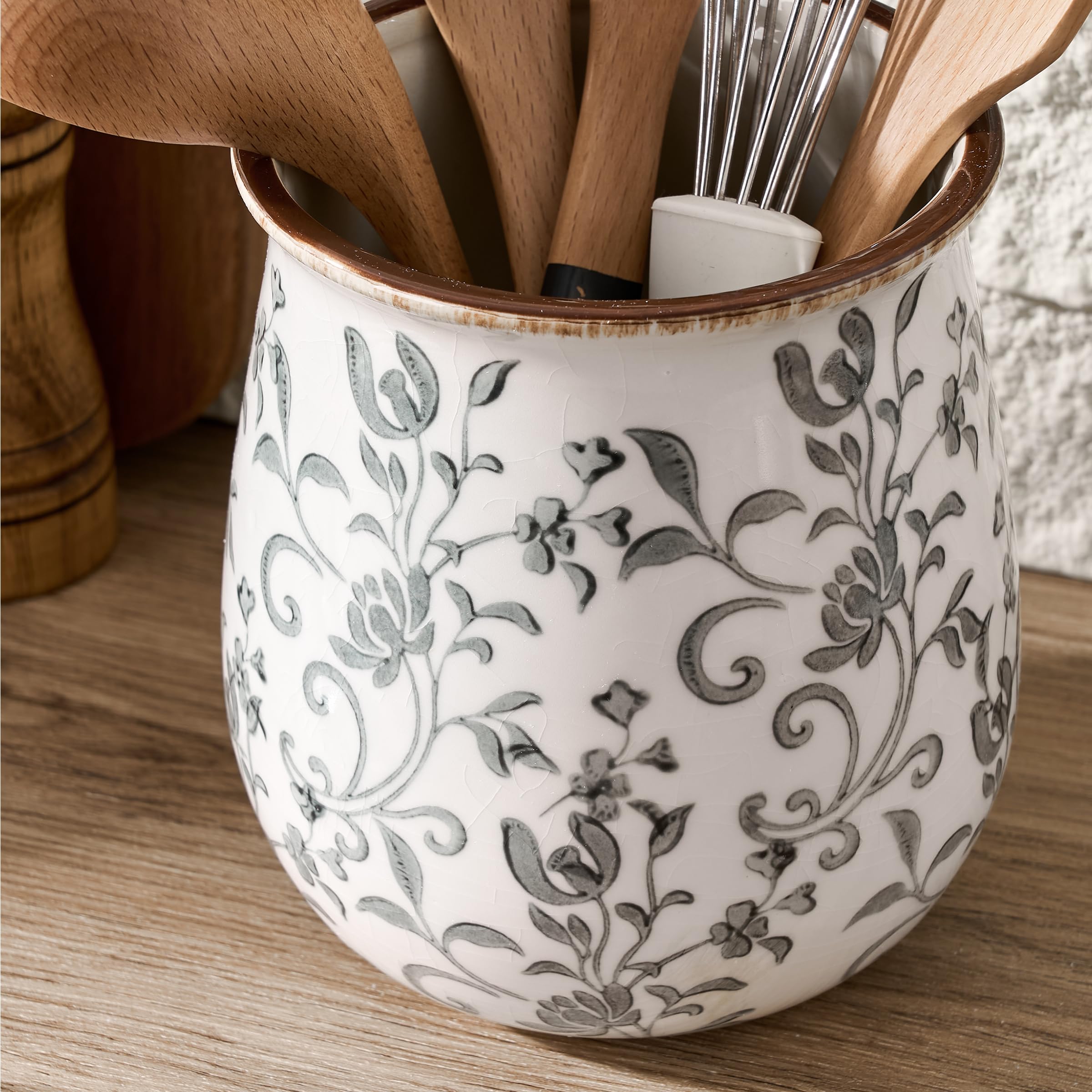 Detalle cerámico Jemirry con glaseado vintage para la cocina.