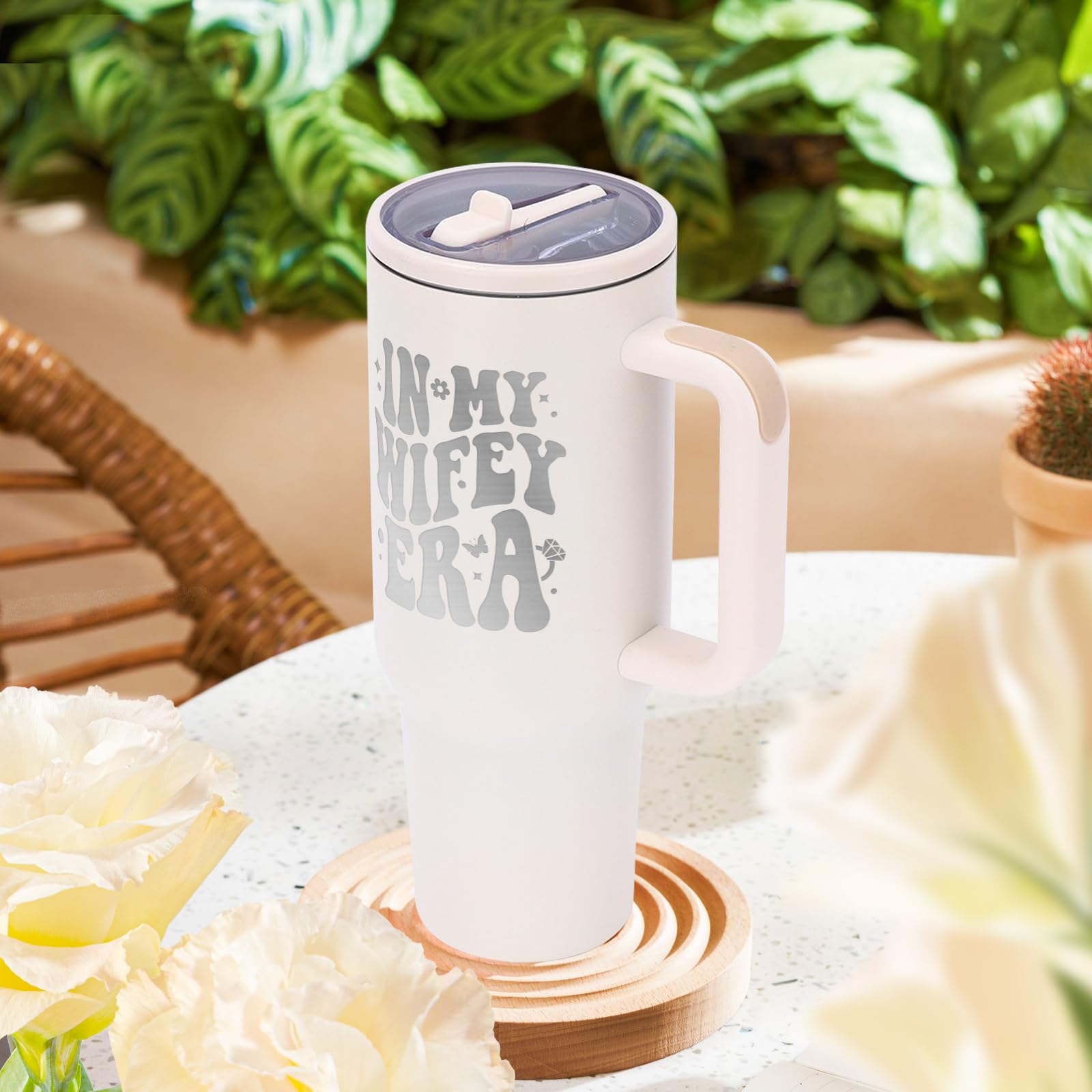 Vaso Jetikon con grabado En mi era de esposa, regalo elegante
