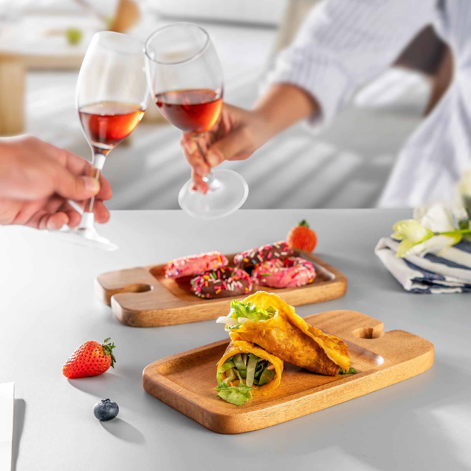 Uso versátil para picnic y mesa de aperitivos.