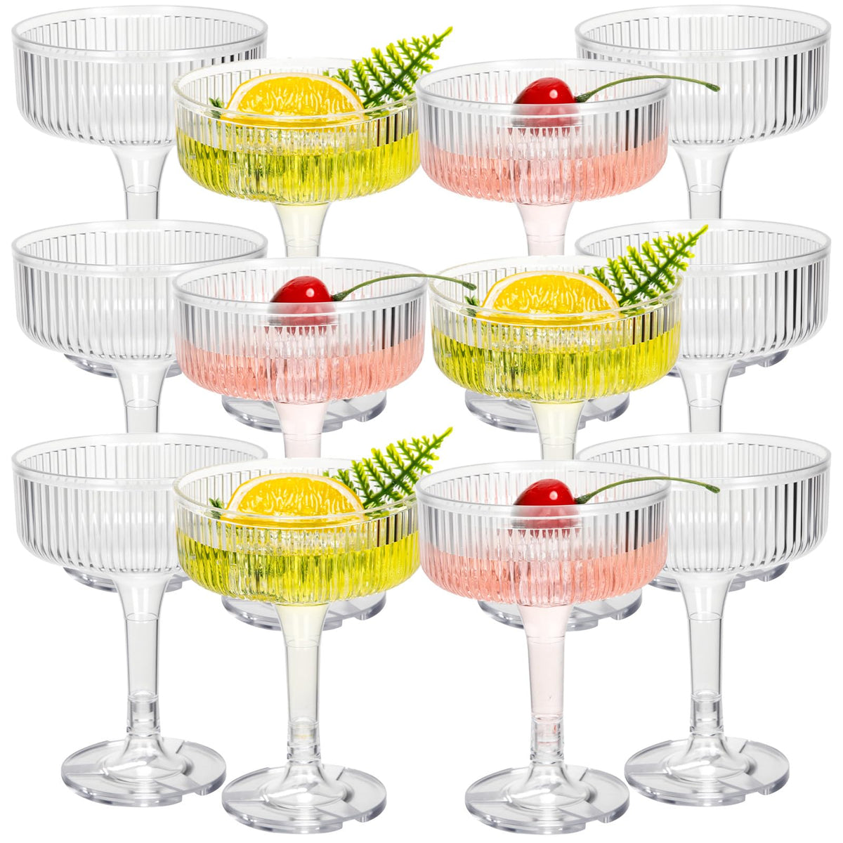 Copa Jingmore martini acanalada de 7 oz, ideal para cócteles en fiestas.