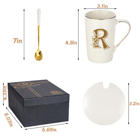 Mango amplio y ergonómico en taza Letter R, facilita beber cómodamente.