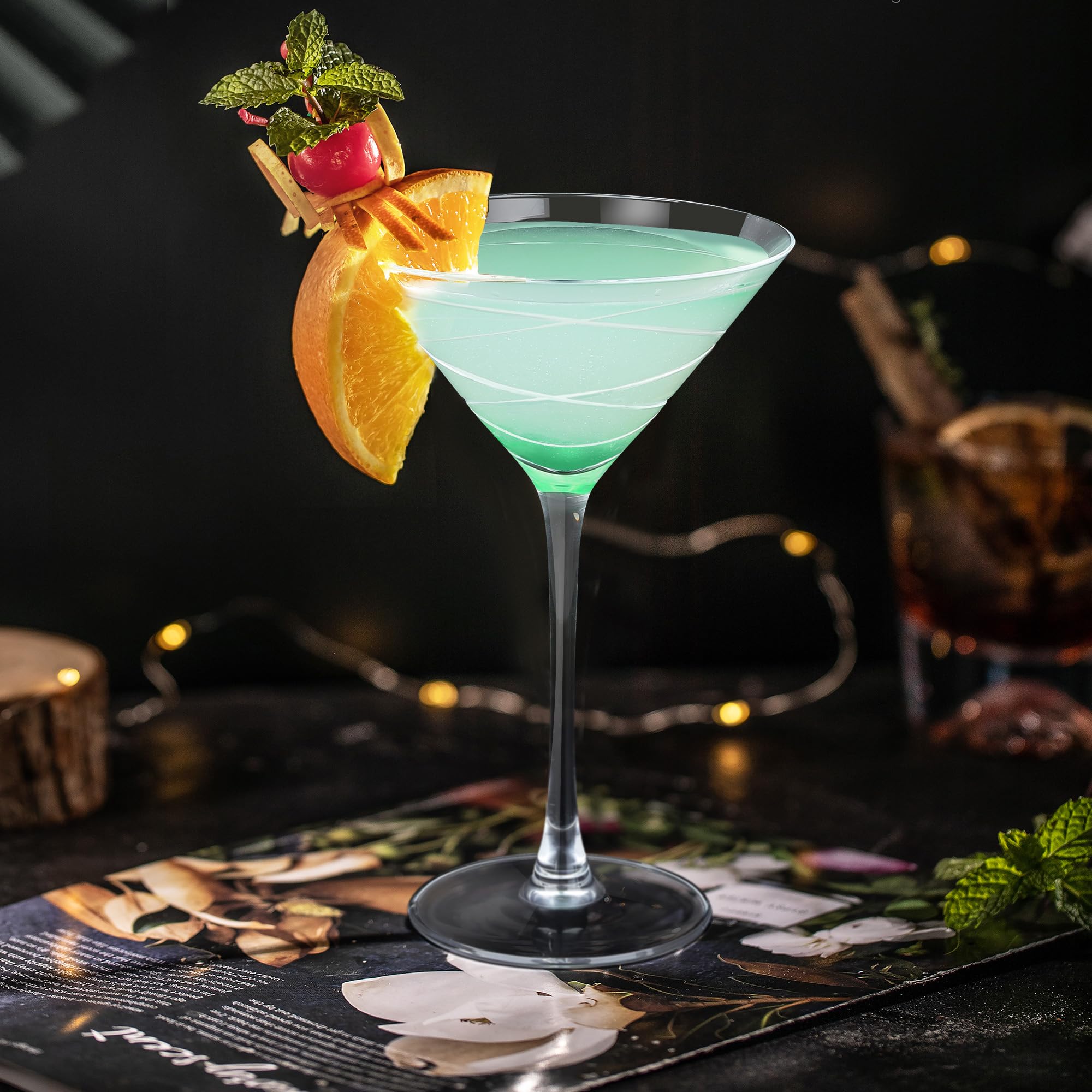Joeyan martini cristal, capacidad de 8,5 onzas, ideal para porciones.