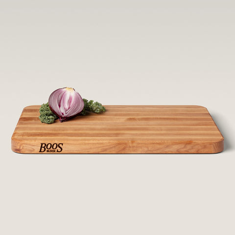 John Boos Chop-N-Slice requiere lavado a mano y mantenimiento con aceite.