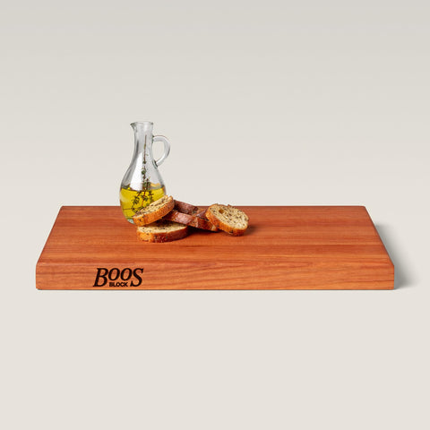 John Boos R-Board limpieza a mano para conservar la madera.