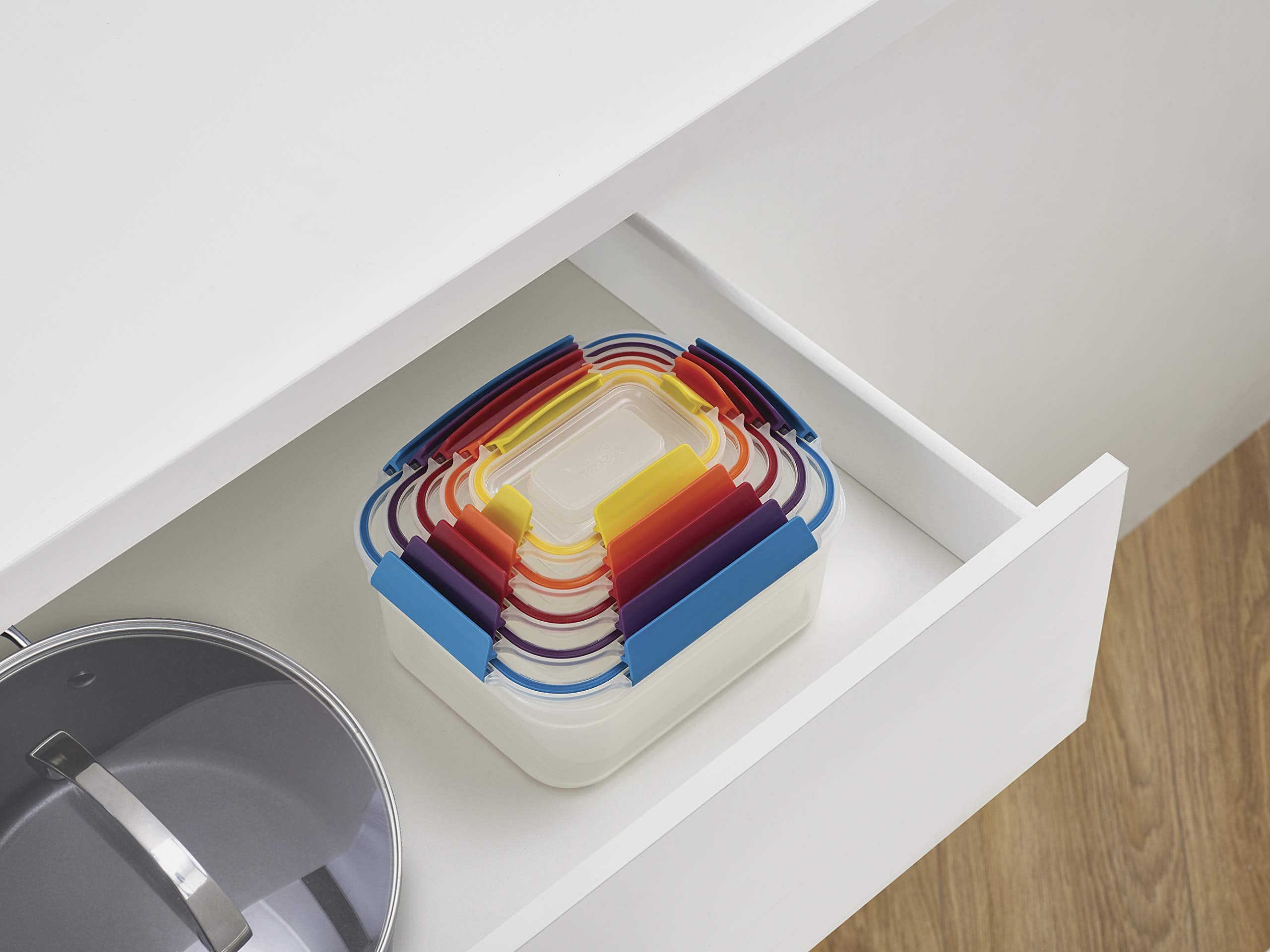 Tapa hermética Nest Lock de Joseph Joseph garantiza cierre seguro.