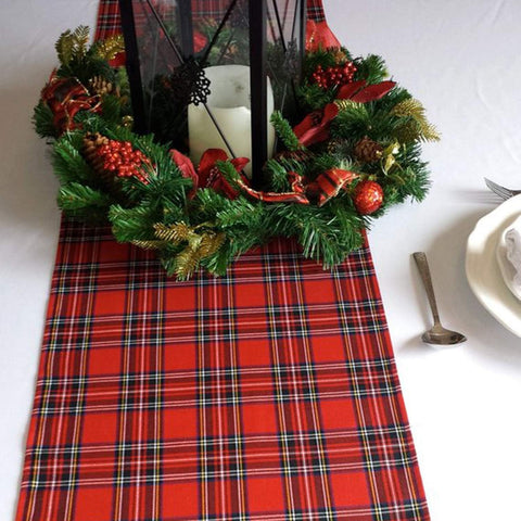 Joysail cinta mantel en diferentes mesas para comidas diarias o festivas.