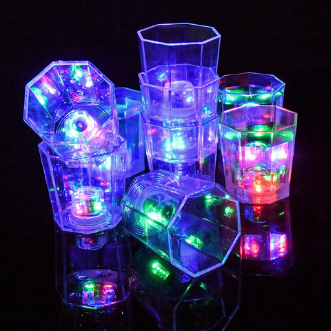 Set de 24 vasos JTWKING para entretenimiento completo